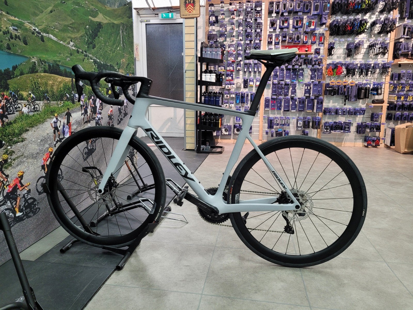 Ridley Falcn RS Racefiets - Nieuw maat L, Carbon, Zo goed als nieuw, Meer dan 20 versnellingen, 53 tot 57 cm