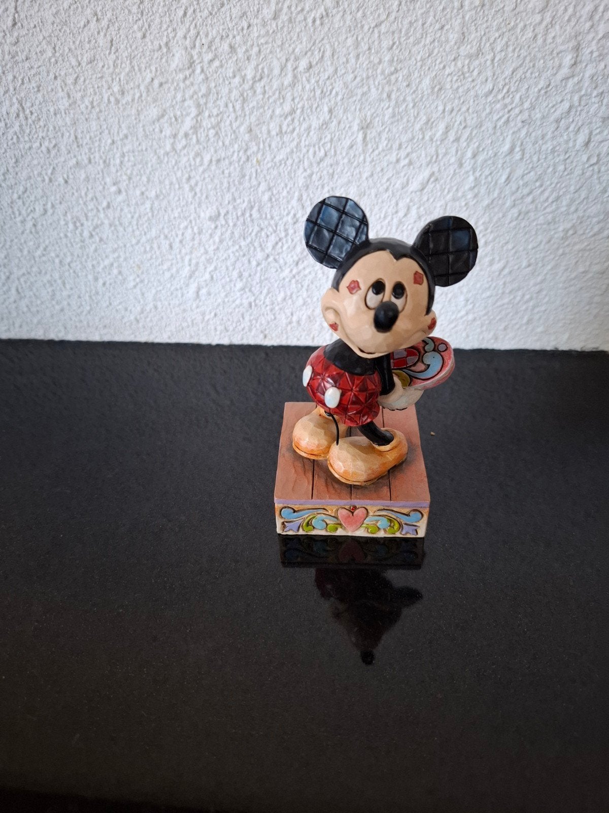 disney traditions mickey mouse met lipstick kussen, Verzamelen, Disney, Ophalen, Mickey Mouse, Zo goed als nieuw, Beeldje of Figuurtje
