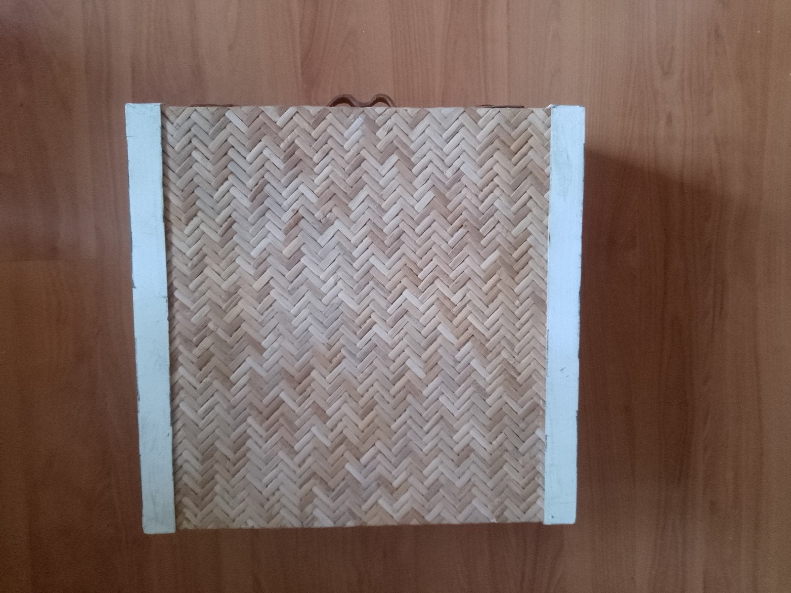 Decoratieve opbergkist van hout en bamboe, Ophalen, 50 tot 100 cm, Minder dan 50 cm