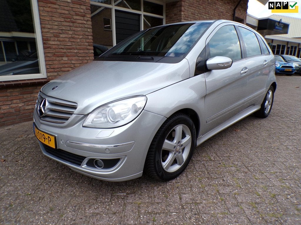 Mercedes-Benz B-klasse 200 CDI Business Class Automaat / Nav, Auto's, Mercedes-Benz, Gebruikt, 715 kg, Leder en Stof, Bedrijf