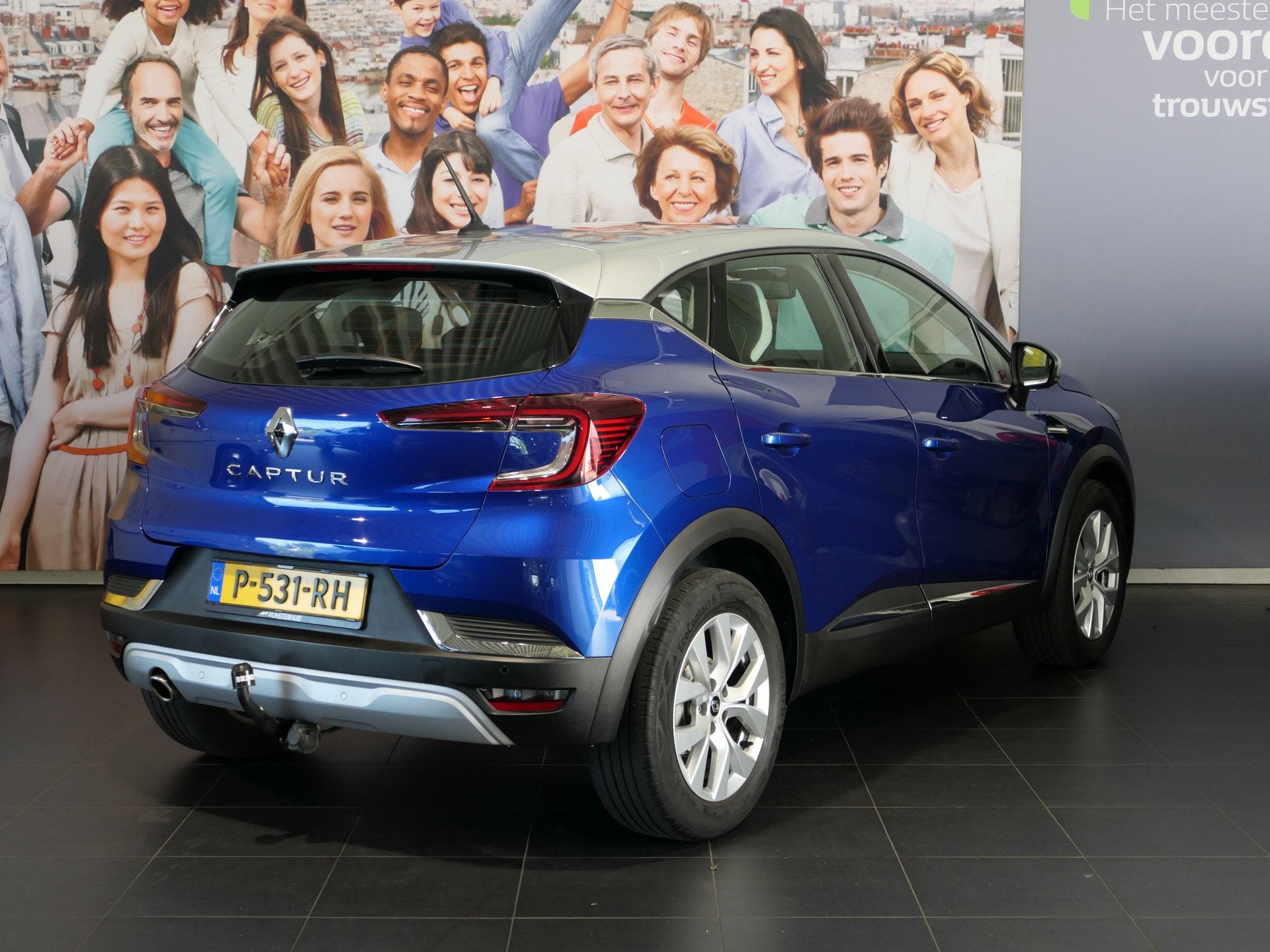 Renault Captur 1.3 TCe 140 Intens - Occasion Lease vanaf €, Auto's, Gebruikt, 4 cilinders, Blauw, Leder en Stof