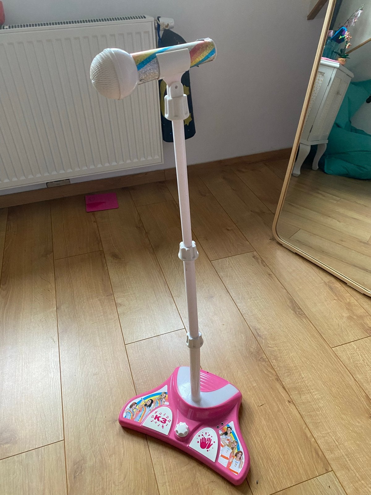 K3 Microfoon met standaard - 4 liedjes, Ophalen, Gebruikt, Meisje