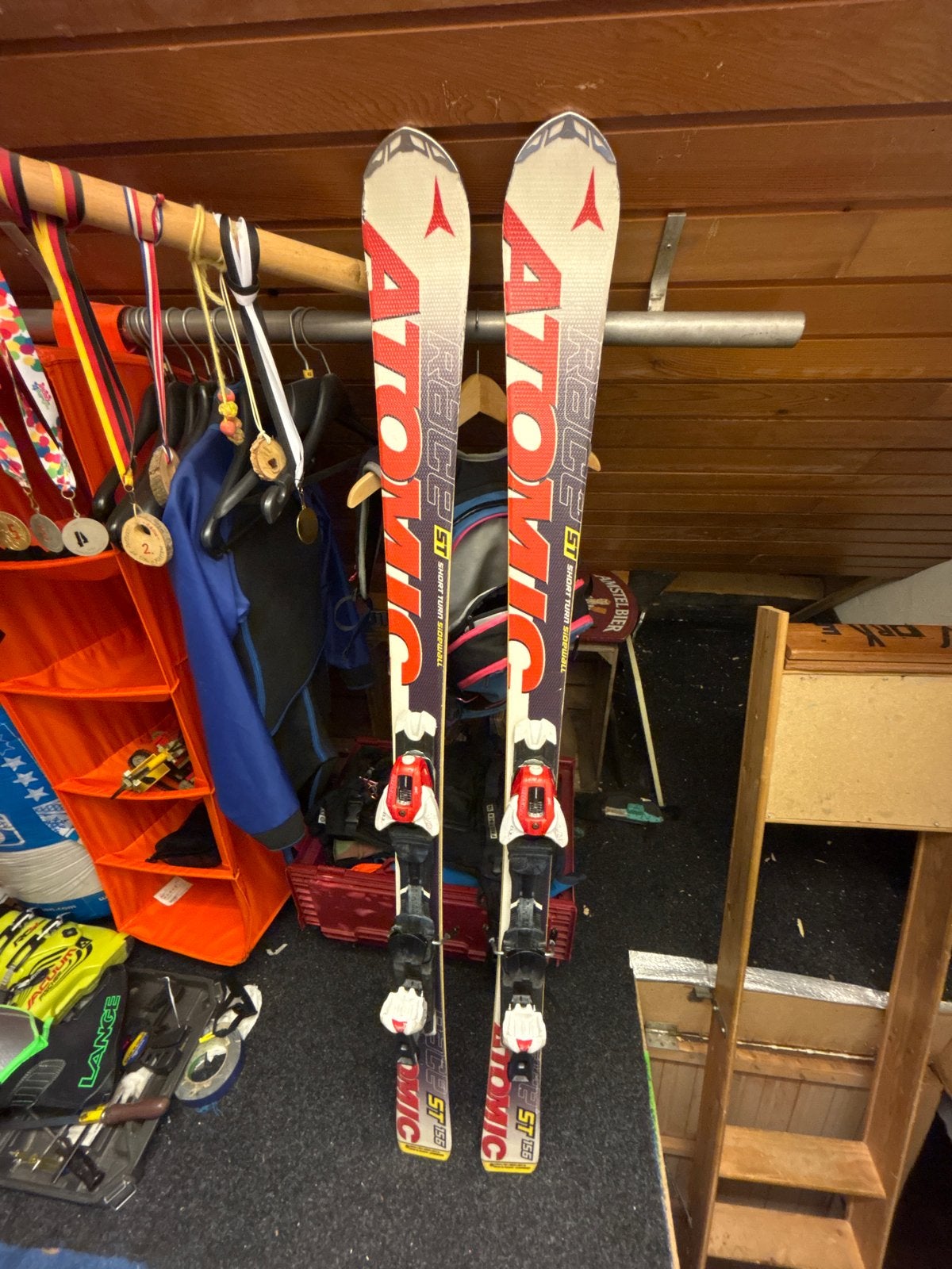 Atomic Race ST 156 ski's met bindingen, Ophalen, 140 tot 160 cm, Gebruikt, Carve