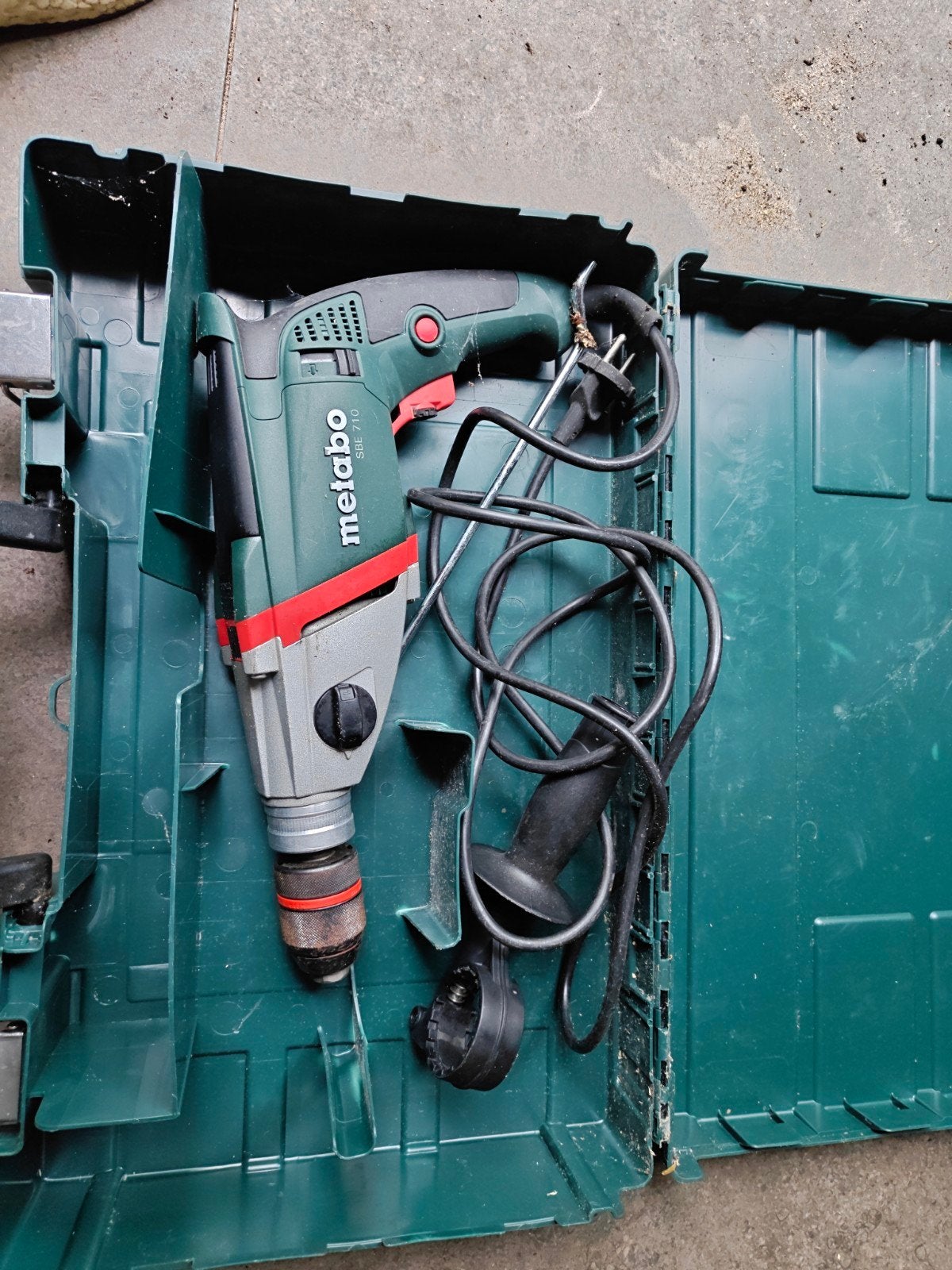 Metabo SBE 710 Klopboormachine - Krachtig en Betrouwbaar, Boormachine, Ophalen of Verzenden, Variabele snelheid, Gebruikt