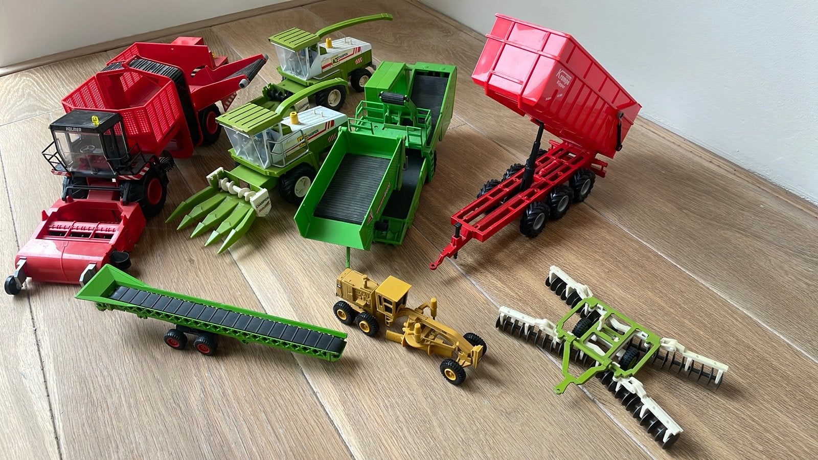 Grote set speelgoed trekkers en landbouwmachines, Kinderen en Baby's, Ophalen of Verzenden, Gebruikt