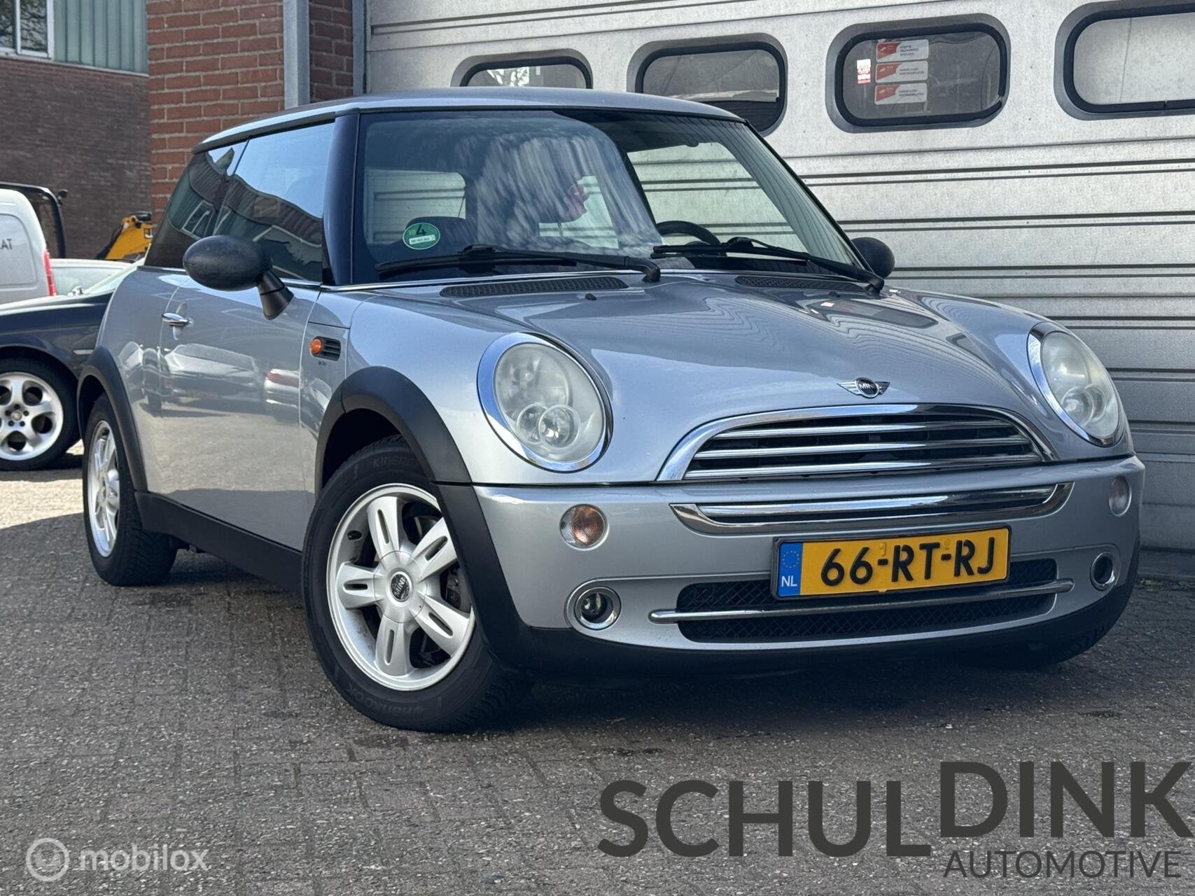 Mini Mini 1.6 One Pepper AIRCO|CRUISE CONTROLE|ELEKTRISCHE R, 15 km/l, Gebruikt, 4 cilinders, 4 stoelen