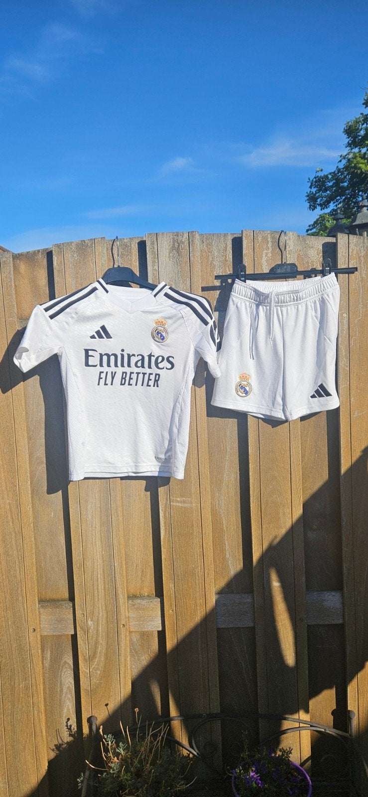 Orginele Real Madrid thuistenue, Ophalen, Zo goed als nieuw, Jongen of Meisje, Sport- of Zwemkleding