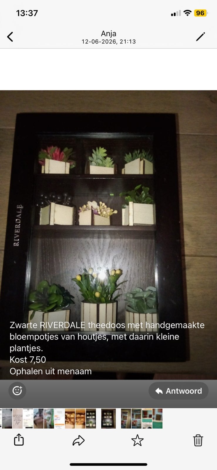 Mooi thee dozen met zelf gemaakte potjes met kunstbloemen er, Hobby en Vrije tijd, Ophalen of Verzenden, Zo goed als nieuw