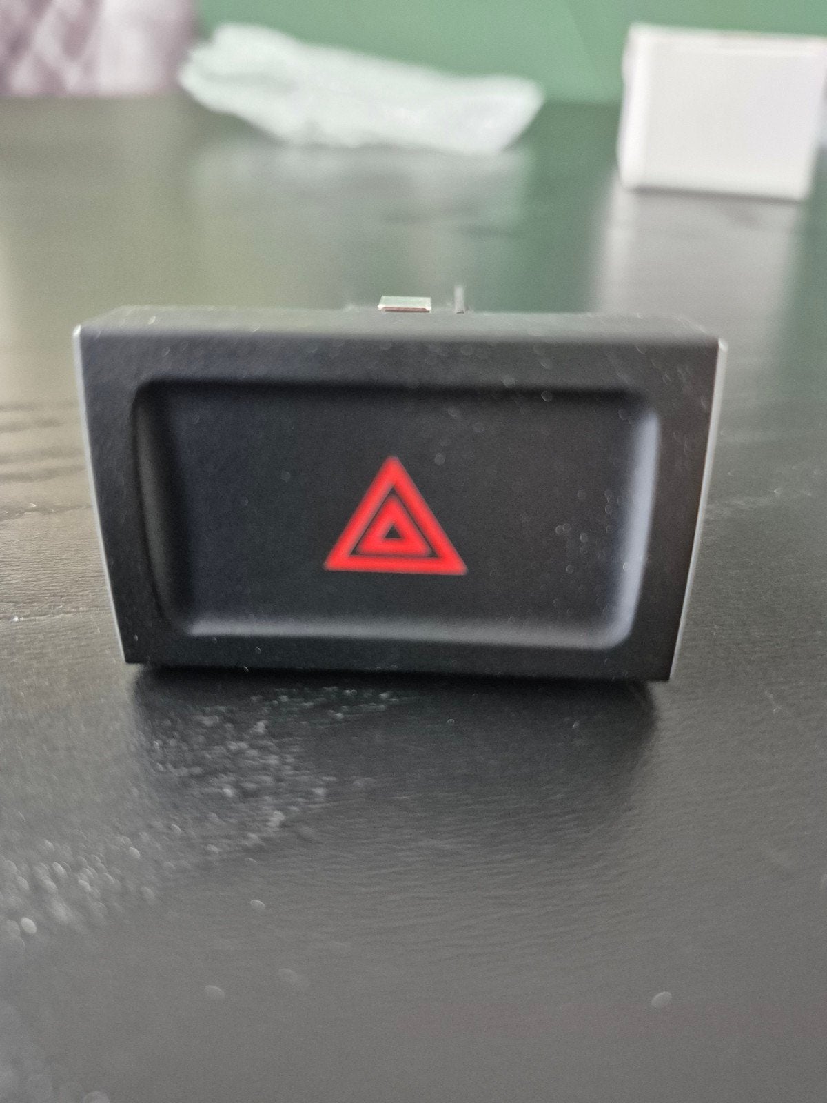 Gevarenlichtschakelaar VW-197, Auto-onderdelen, Ophalen of Verzenden, Nieuw, Volkswagen