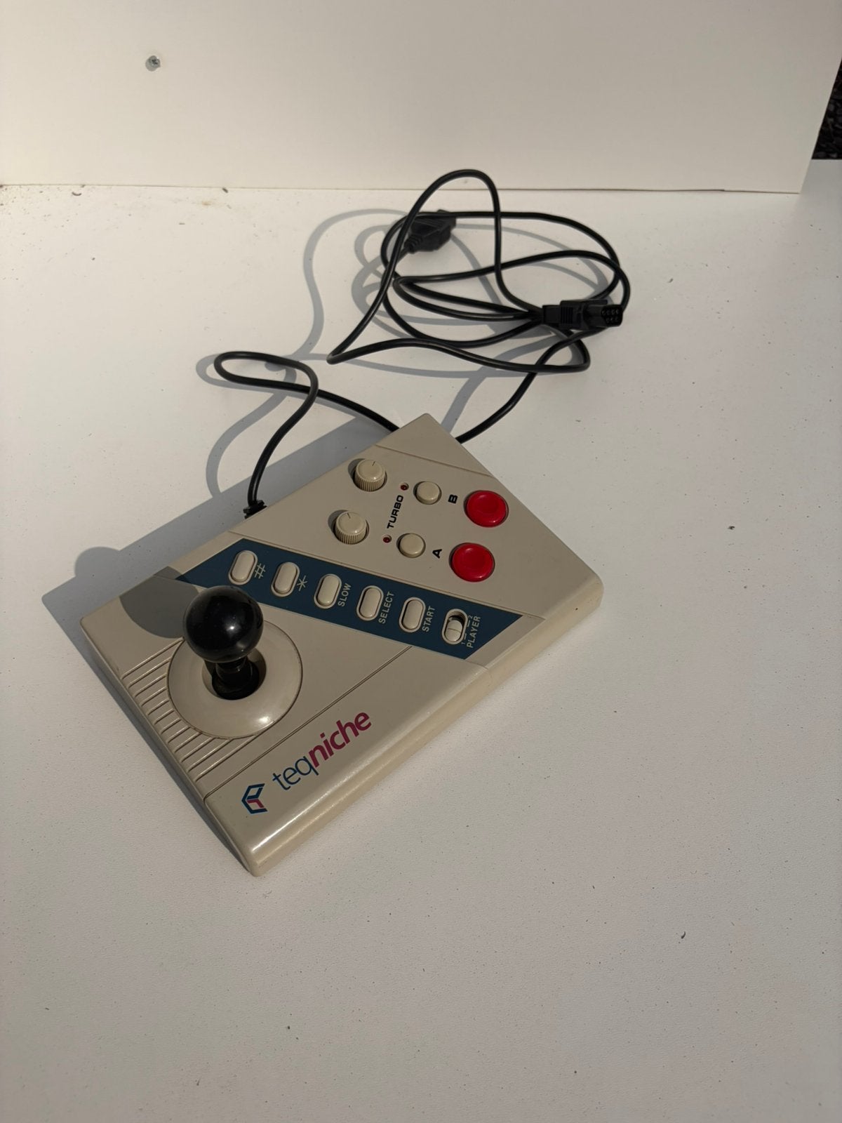 NES arcade controller: Teqniche, 1 speler, Ophalen of Verzenden, Zo goed als nieuw, Vanaf 3 jaar