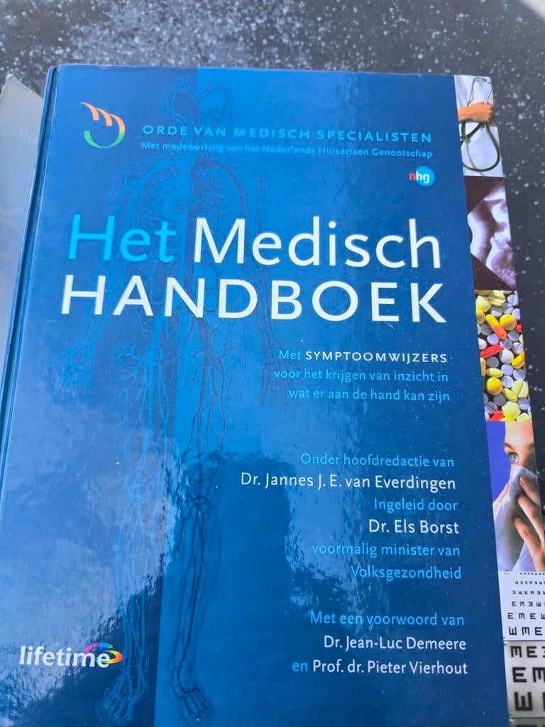 J.J.E. van Everdingen - Het medisch handboek, Ophalen of Verzenden, Zo goed als nieuw, J.J.E. van Everdingen