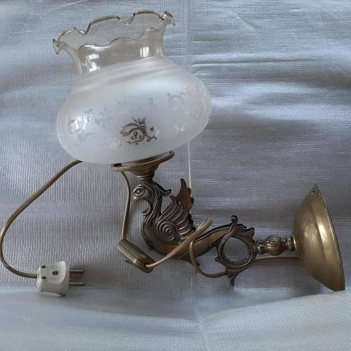 Antieke wandlamp draak, koper met glazen kelk, Antiek en Kunst, Ophalen