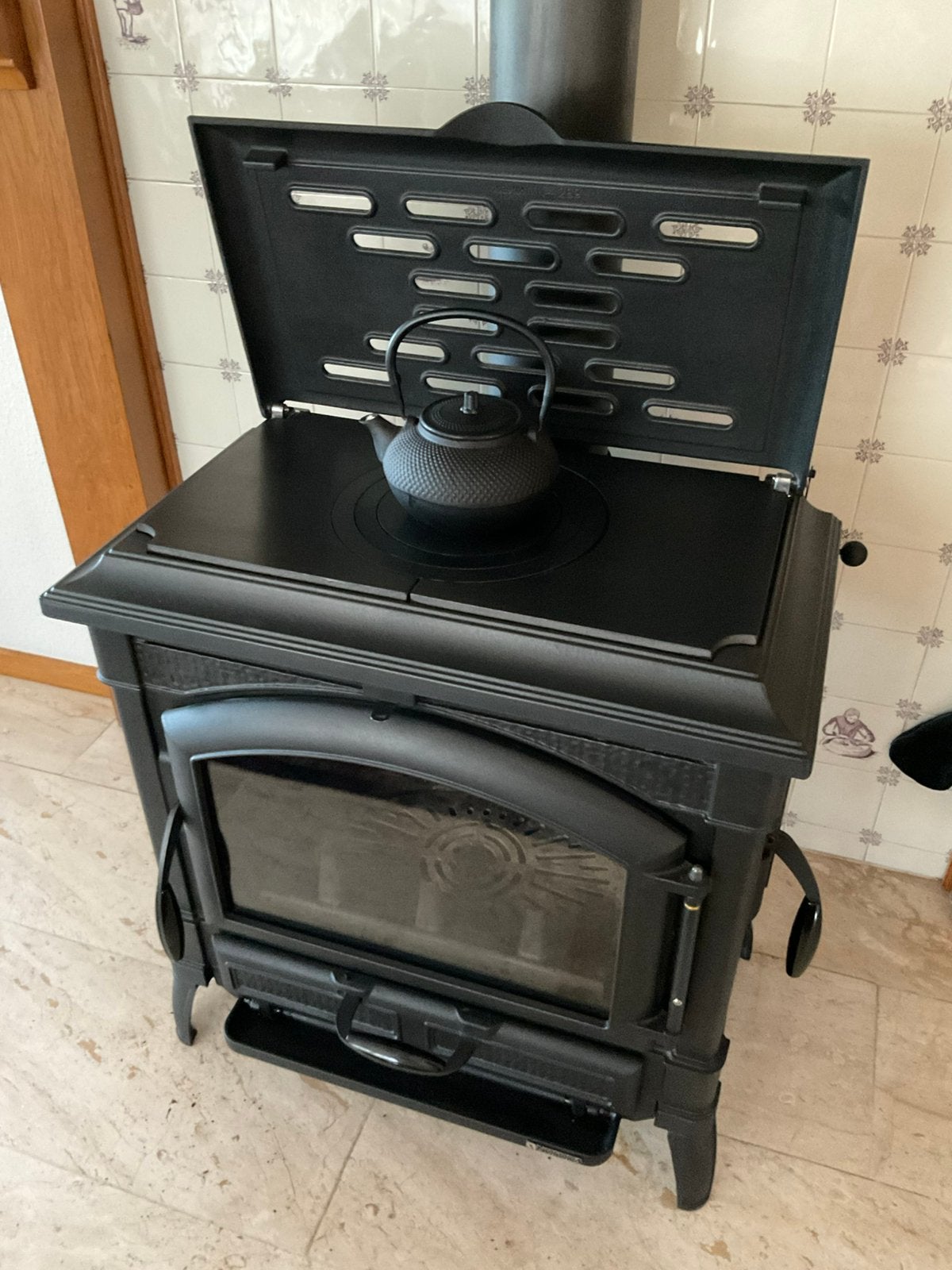 Houtkachel  la Nordica 11.9 KW  Zwart Verwarmen zonder gas., Ophalen, Houtkachel, Zo goed als nieuw, Vrijstaand