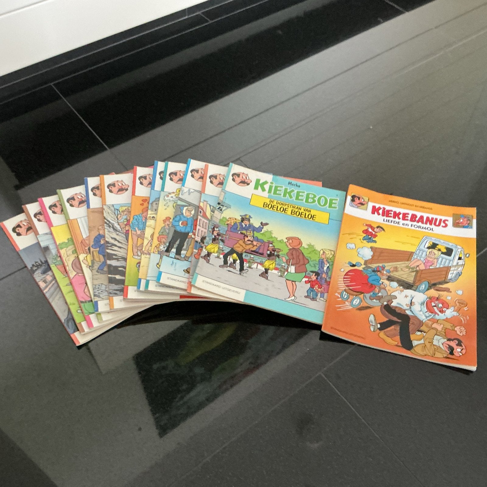 Kiekeboe stripboeken - Liefde en Formol en meer, Boeken, Meerdere stripboeken, Ophalen of Verzenden, Gelezen