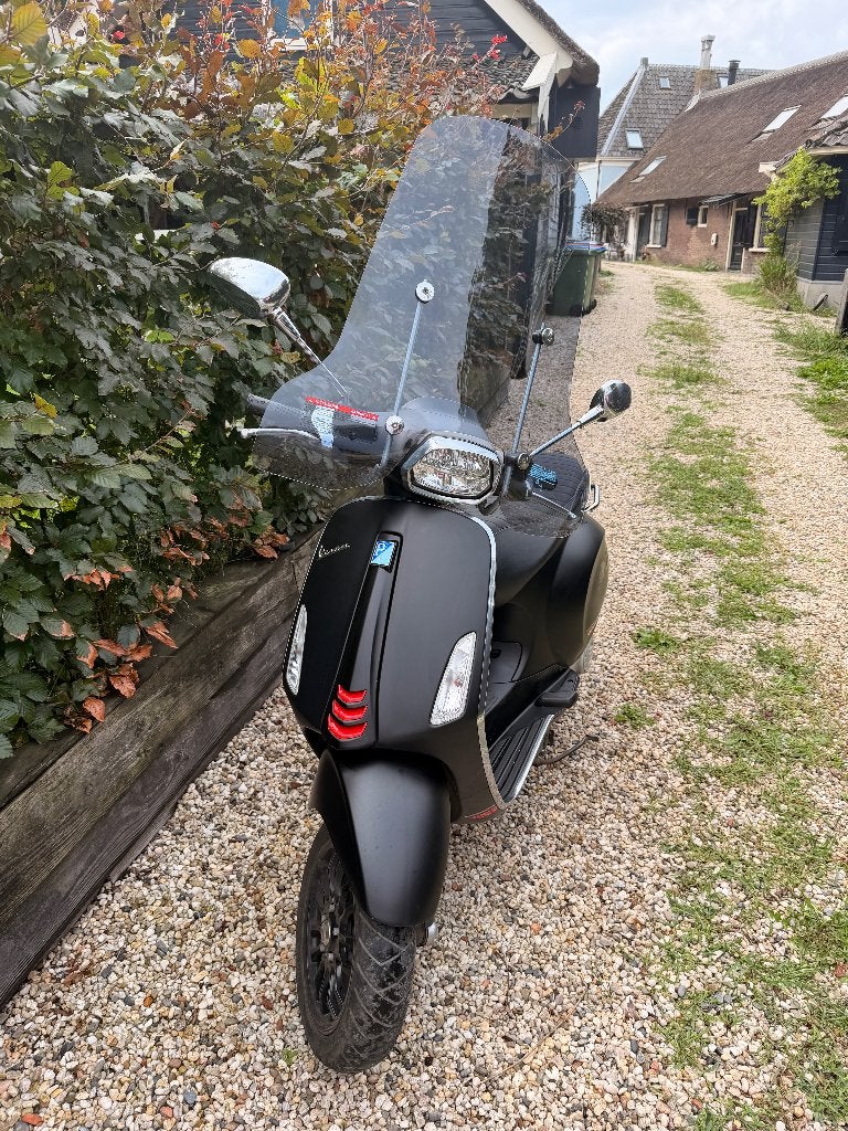 Vespa Sprint 45 km/u | 2021 | 16.000 km | 1e eigenaar, Fietsen en Brommers, Ophalen, Maximaal 45 km/u, Vespa S, 49 cc