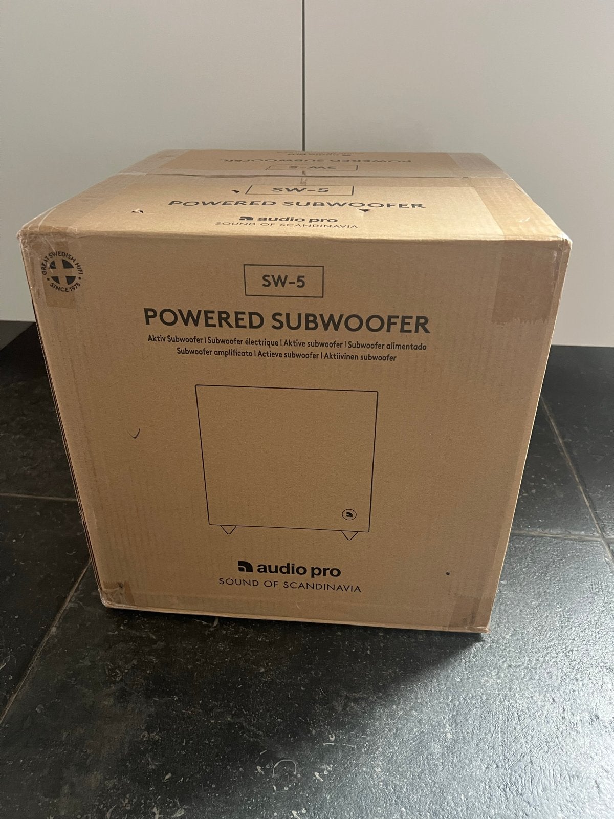 Audio Pro SW-5 Powered Subwoofer - Nieuw in doos, Audio, Tv en Foto, Luidsprekers, Overige merken, Subwoofer, Nieuw, Ophalen of Verzenden