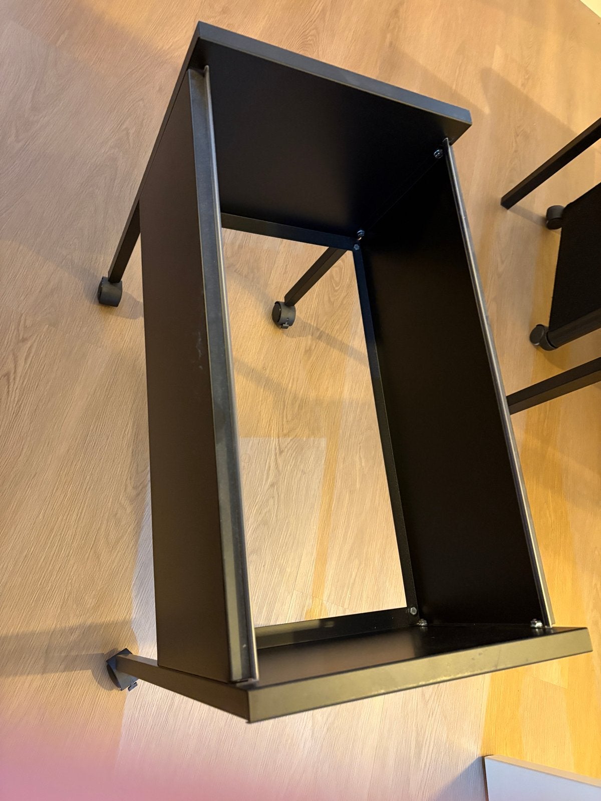 Zwart metalen dossierkast op wielen tbv hangmappen, Ophalen of Verzenden, Gebruikt, 25 tot 50 cm, Minder dan 100 cm