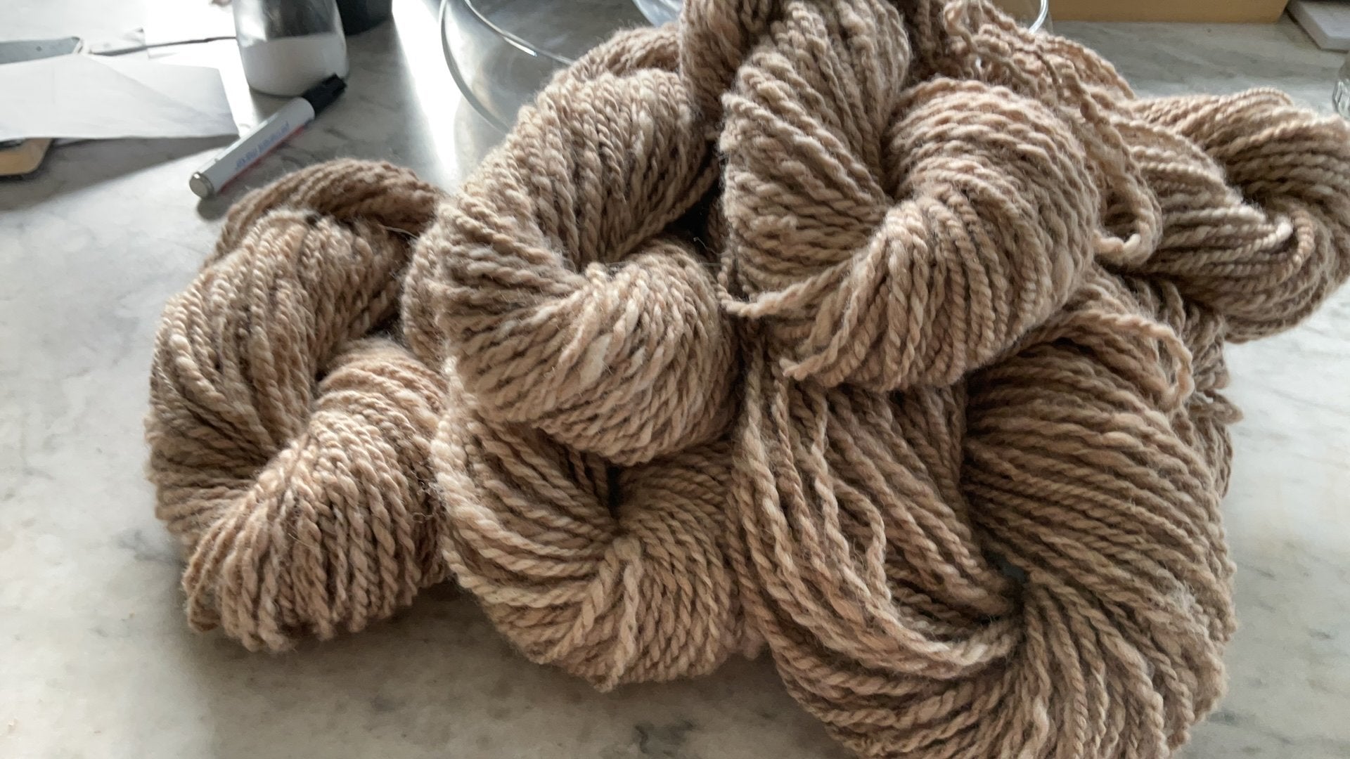 Super zachte handgesponnen alpacawol 800gram, Hobby en Vrije tijd, Breien en Haken, Ophalen of Verzenden, Nieuw, Wol of Garen