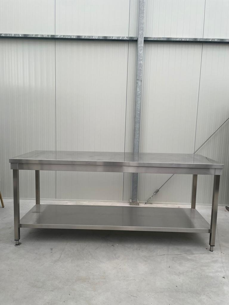3 stuks horeca rvs werkbank werktafel 200 cm tafel, Ophalen of Verzenden, Zo goed als nieuw