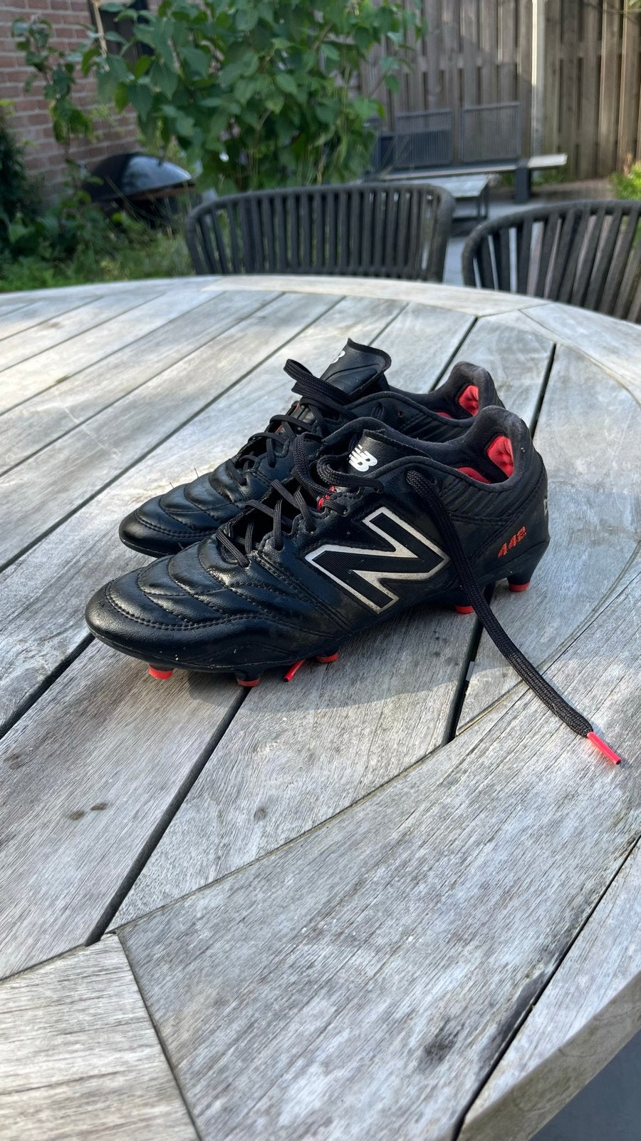 New Balance leren voetbalschoenen maat 40.5, Ophalen of Verzenden, Gebruikt, Schoenen