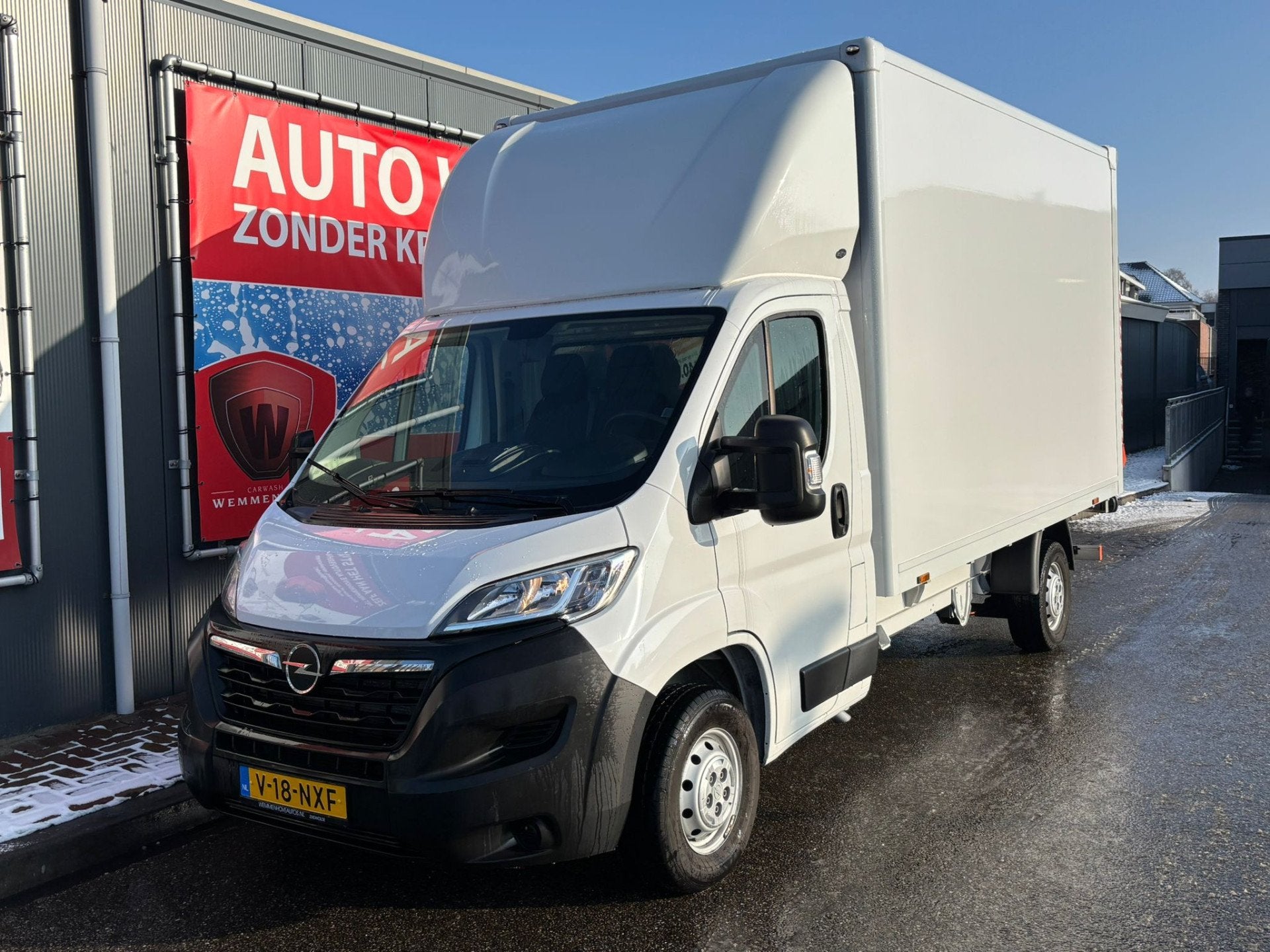 Opel Movano 2.2 HDI 140PK Meubelbak met Laadklep (bj 2023), Voorwielaandrijving, Stof, Gebruikt, Zwart