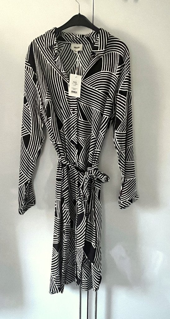 🌻Nieuwe na-zomer / najaars midi jurk van Shoeby XXL 44, Kleding | Dames, Jurken, Meerkleurig, Maat 42/44 (L), Nieuw, Ophalen of Verzenden