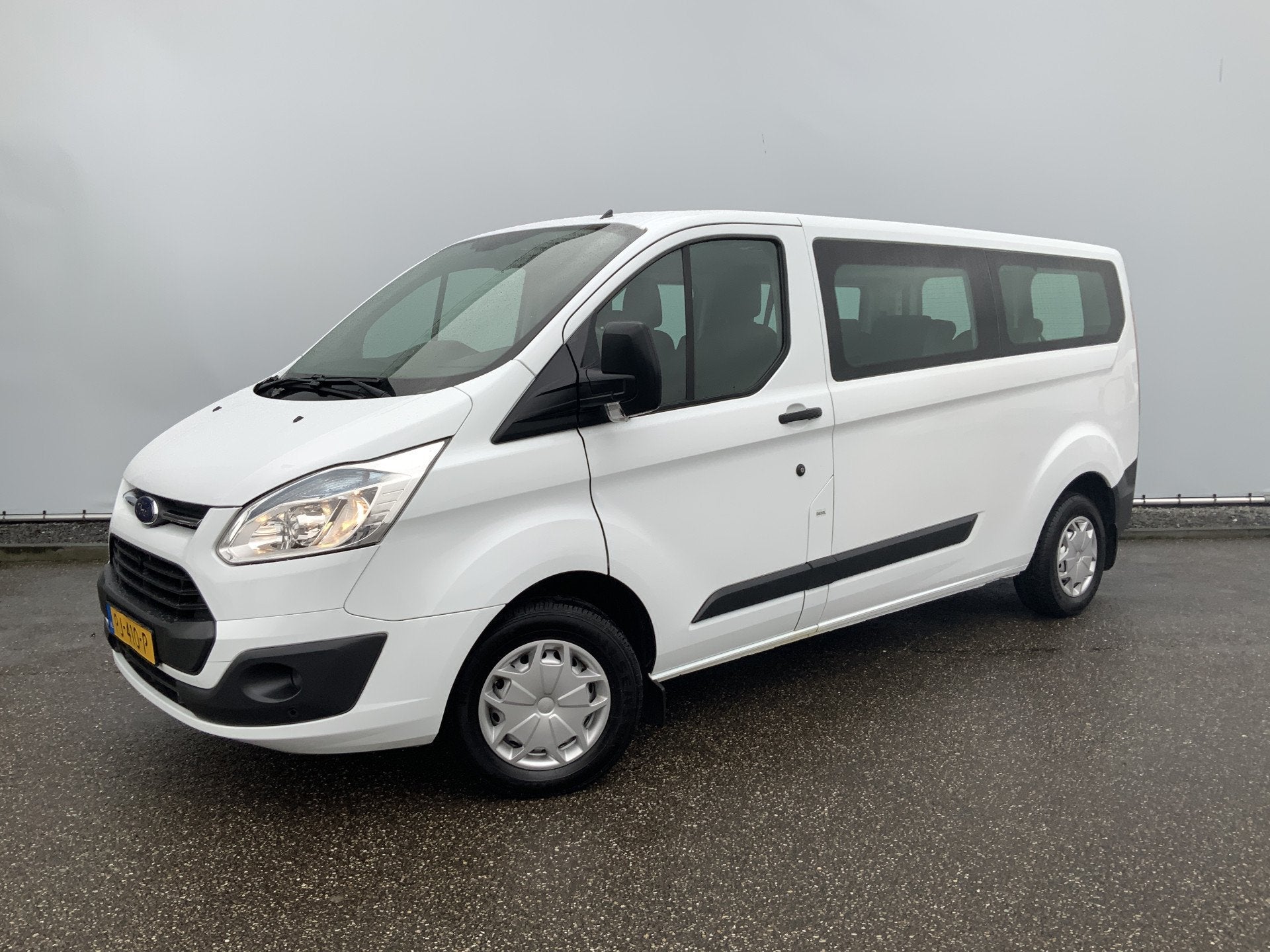 Ford Transit Custom TURBOPROBLEEM 300 2.2 TDCI L2H1, Auto's, Voorwielaandrijving, Euro 5, Gebruikt, 241 €/maand