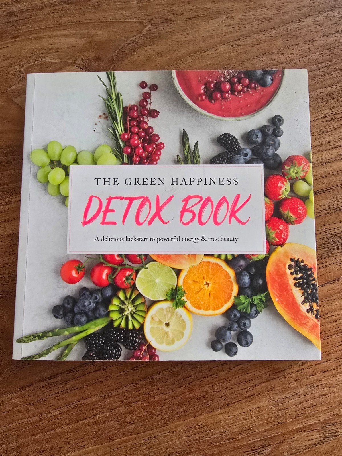 The Green Happiness Detox Book - Gezondheid & Voeding, Ophalen of Verzenden, Zo goed als nieuw, Dieet en Voeding, Tessa en Merel