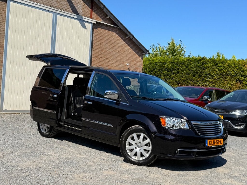 CHRYSLER GRAND VOYAGER 3.6 V6 LIMITED-S EMINENCE-BLACK STOW&, Auto's, Dealer onderhouden, Gebruikt, Zwart, Grand Voyager