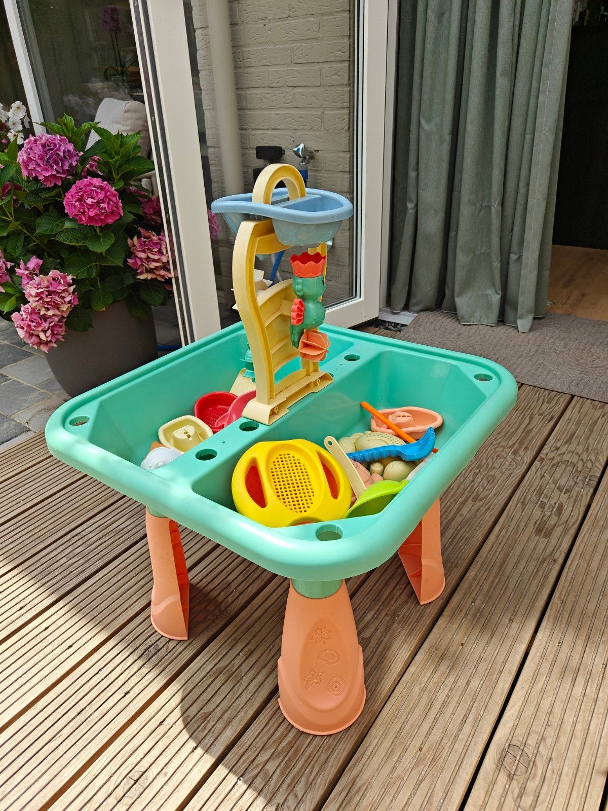 Vertbaudet Water Zand Speeltafel met Strandspeeltjes, Ophalen, Gebruikt