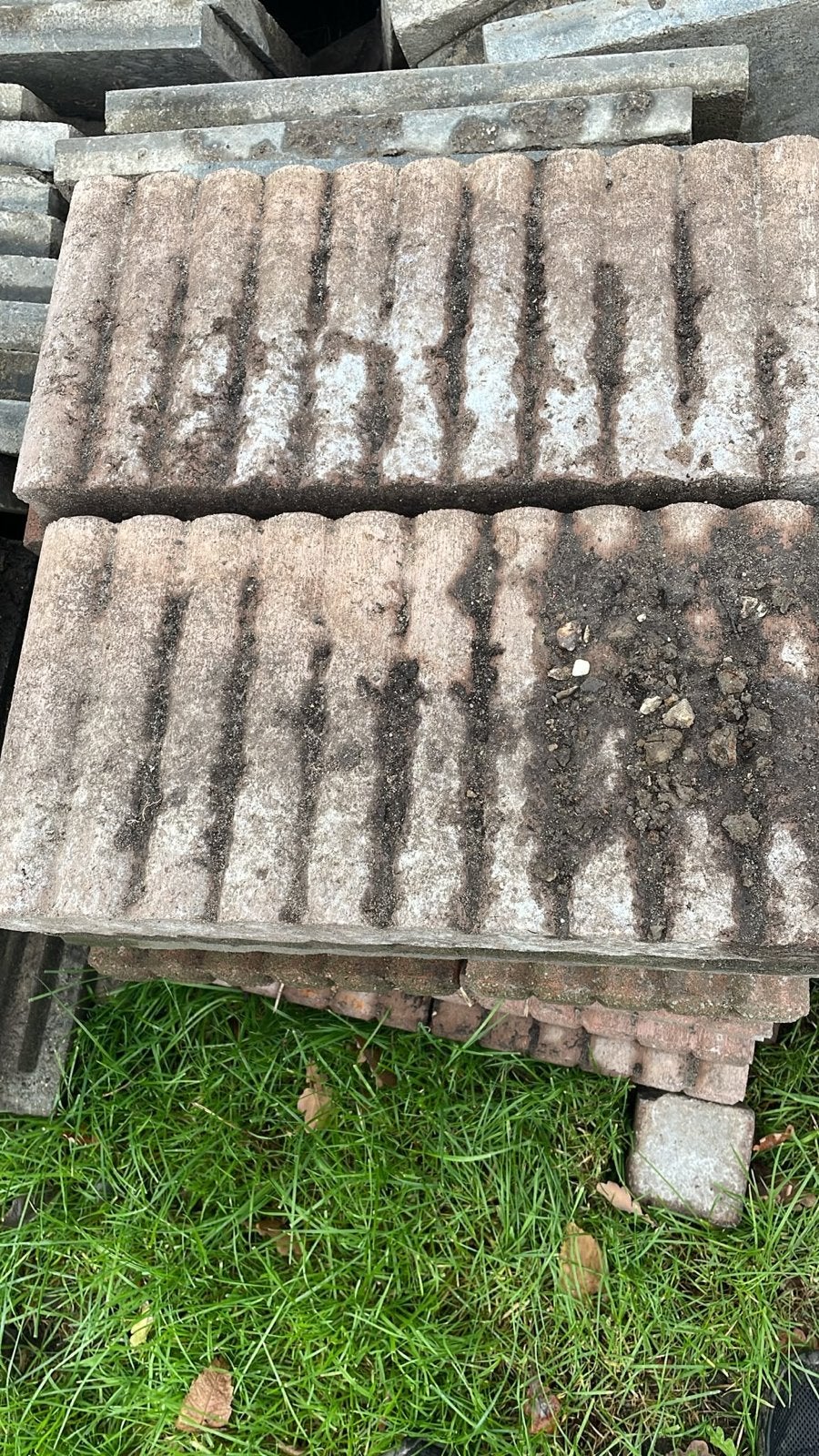 Gratis Rondoband Palissade (ca. 60-70 stuks, 25x50 cm), Tuin en Terras, Ophalen of Verzenden, Gebruikt, Beton, Overige typen