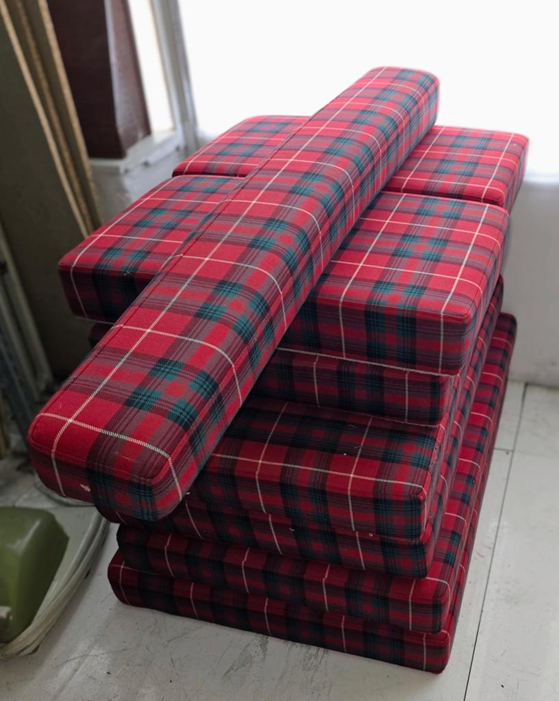 Vintage kussens uit camper., Ophalen