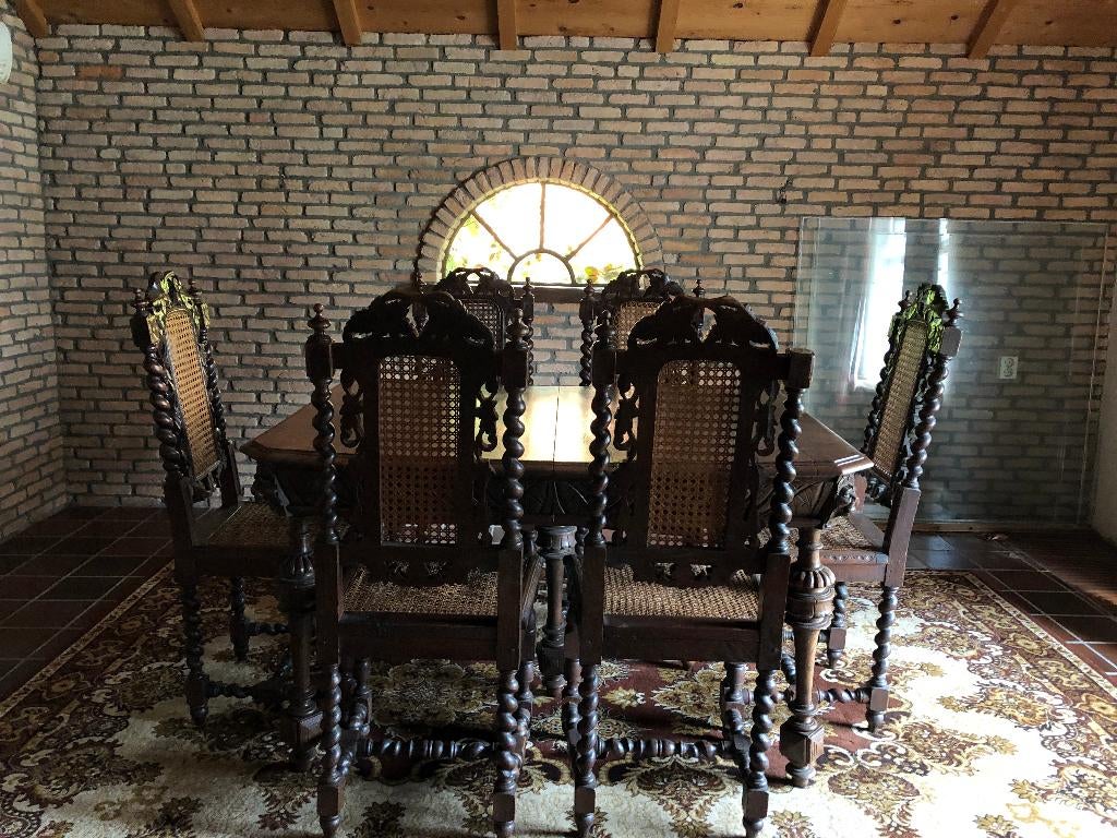 Mooie antieke eettafel met 6 stoelen eiken, Ophalen
