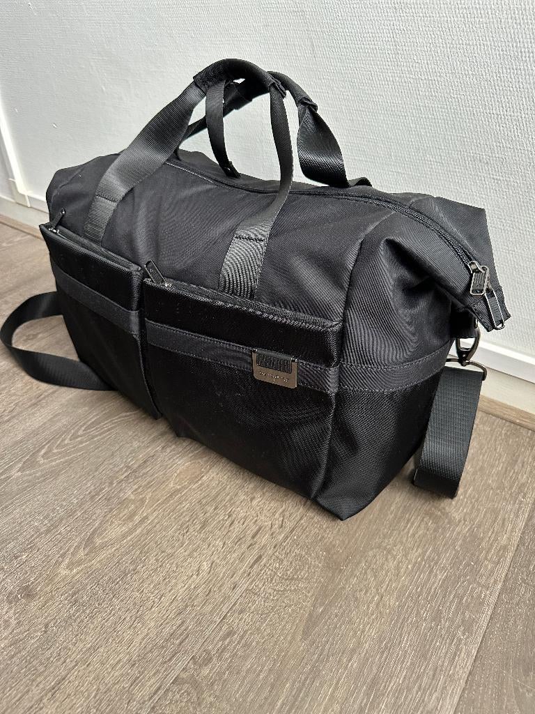 Samsonite Airea Duffle Bag 36L ZGAN, Sieraden, Tassen en Uiterlijk, Tassen | Reistassen en Weekendtassen, Zo goed als nieuw, Zwart