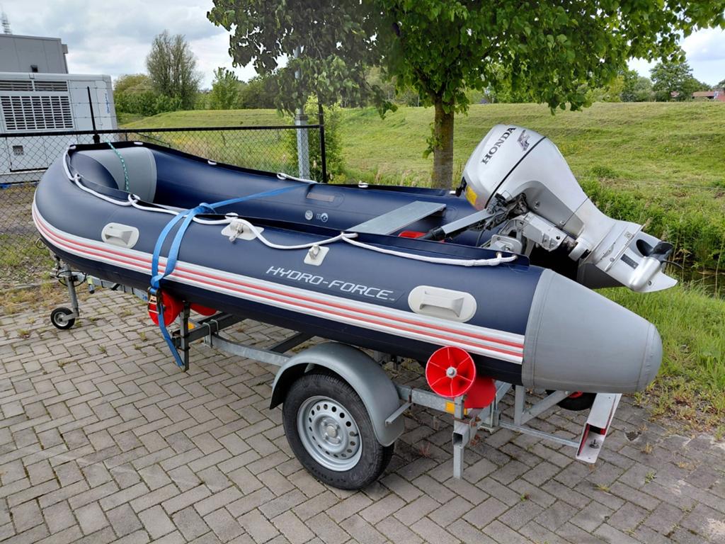 HF 3.90m rubberboot + Honda 8 pk 4 takt evt zgan trailer 🤩, Watersport en Boten, Vis- en Consoleboten, Ophalen, Kunststof, 4 m
