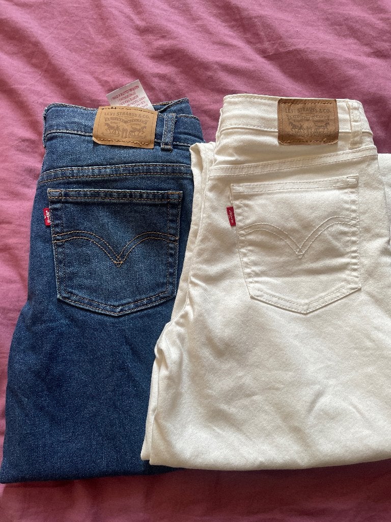 Levi’s broeken voor 10 tot 12 jaar, Meisje, Zo goed als nieuw, Levi's, Ophalen