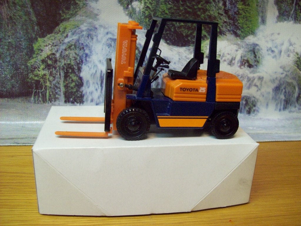 Yonezawa Toys -  Toyota 25 - Fork lift -   in doos, Ophalen of Verzenden, Zo goed als nieuw, Bus of Vrachtwagen, Overige merken