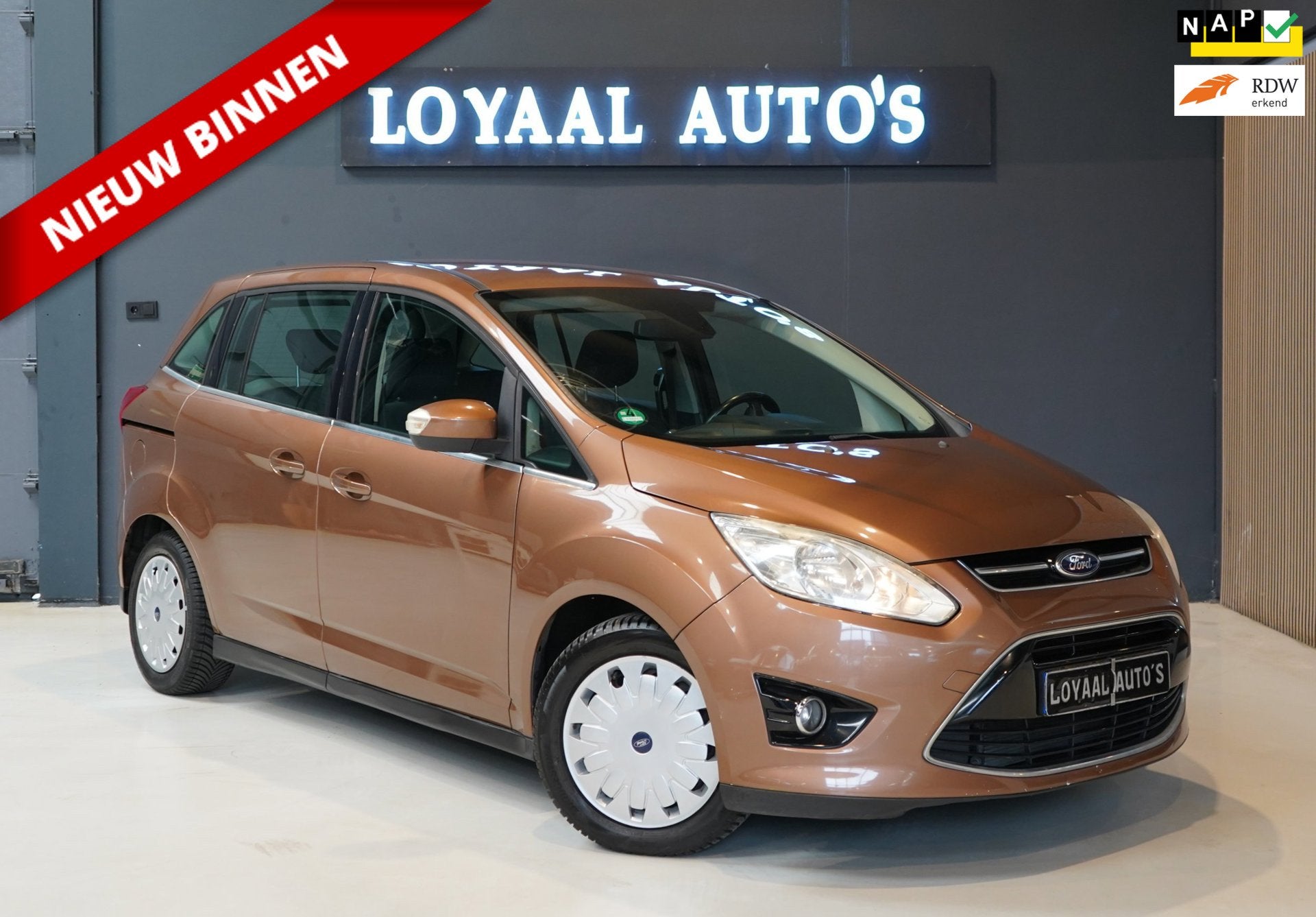 Ford Grand C-Max 1.0 Titanium 7p. | CRUISE | PDC | AIRCO | N, Auto's, Gebruikt, Bruin, 7 stoelen, Origineel Nederlands
