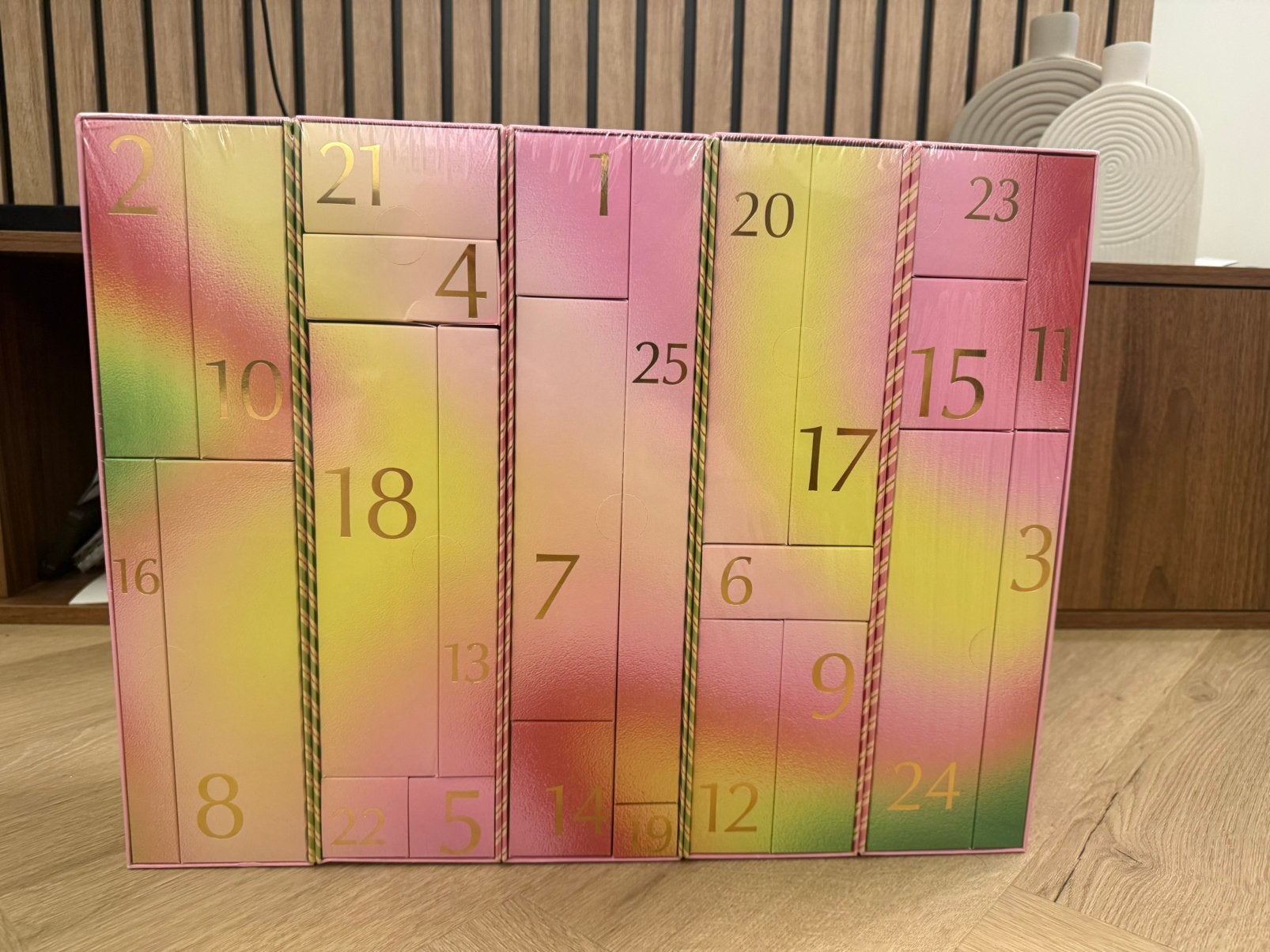 Bijenkorf adventskalender - nieuw en gesealed, Ophalen of Verzenden, Nieuw, Gehele gezicht