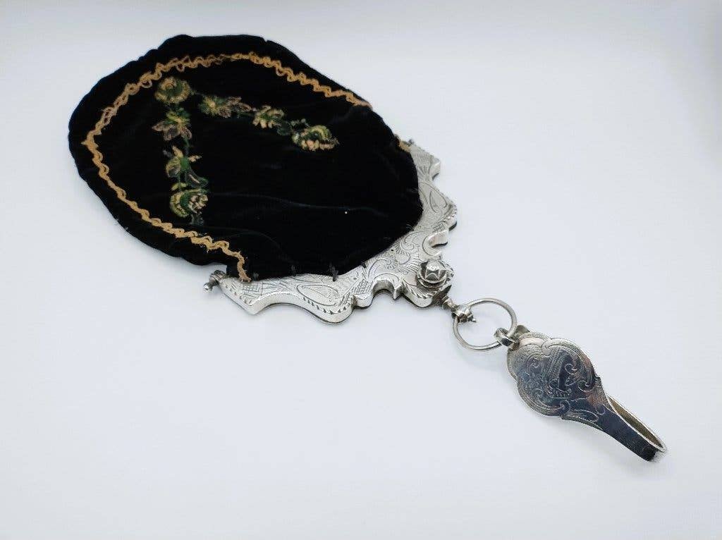 Zilveren tasbeugel met rokhaak, o.a. G. van Goethem, 1798, Verzenden, Zilver