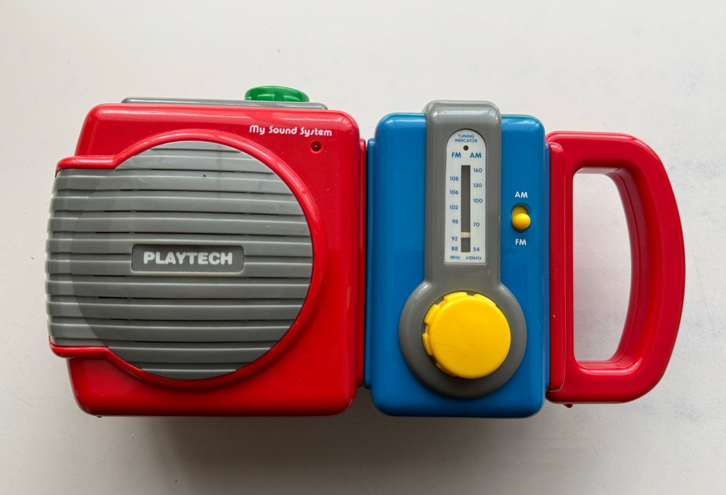 Playtech AM/FM Radio uit de jaren '80 - Werkt goed, Ophalen of Verzenden, Gebruikt, Transistorradio