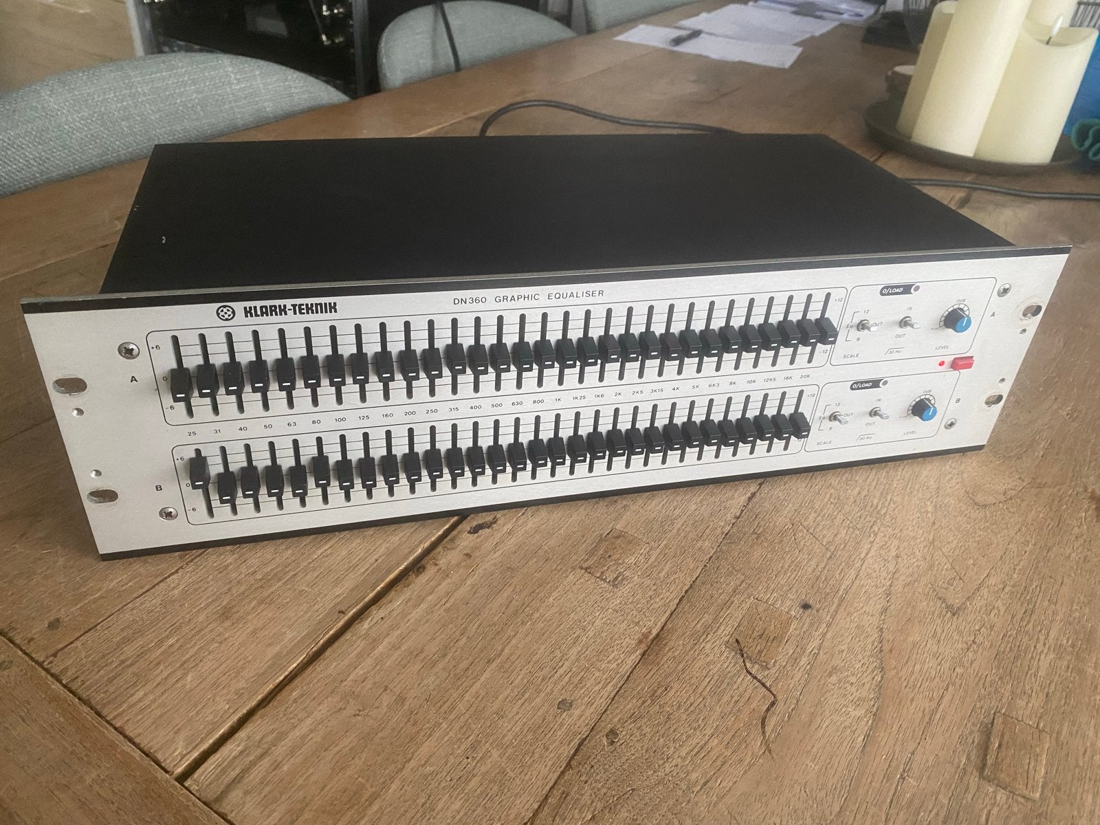 Klark Teknik DN360 2-kanaals 30-bands grafische EQ, Ophalen of Verzenden, Zo goed als nieuw, Nvt, Equalizer
