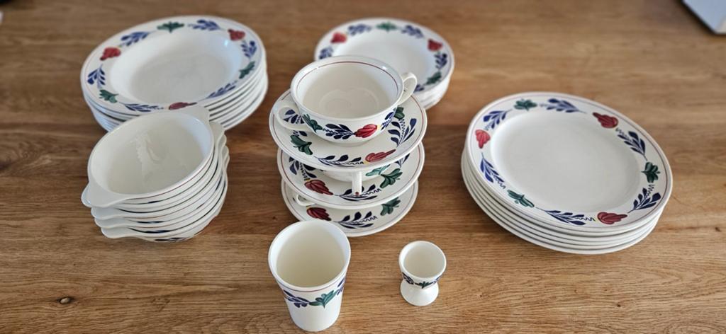 Boerenbont servies - Uitgebreide set, Huis en Inrichting, Keuken | Servies, Ophalen of Verzenden, Gebruikt, Aardewerk, Compleet servies