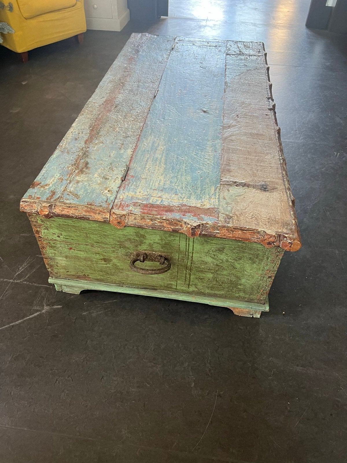 Antieke Kist / Salontafel - Uniek en Kleurrijk, Ophalen