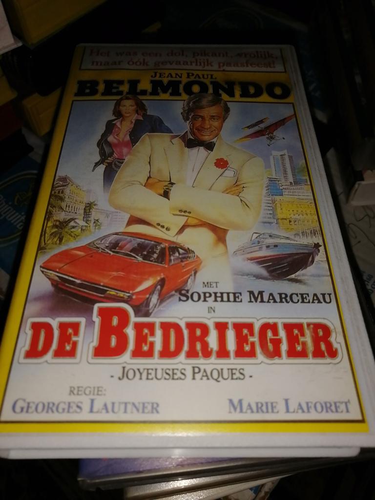 VHS - De Bedrieger, Cd's en Dvd's, Alle leeftijden, Ophalen of Verzenden, Zo goed als nieuw