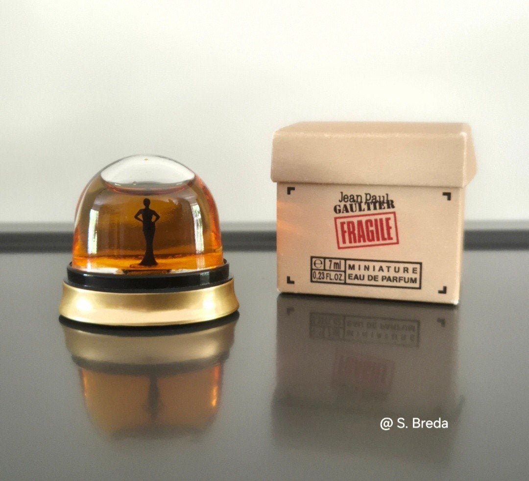 Jean Paul Gaultier - Fragile - miniatuur met doosje, Verzamelen, Ophalen of Verzenden, Zo goed als nieuw, Miniatuur, Gevuld