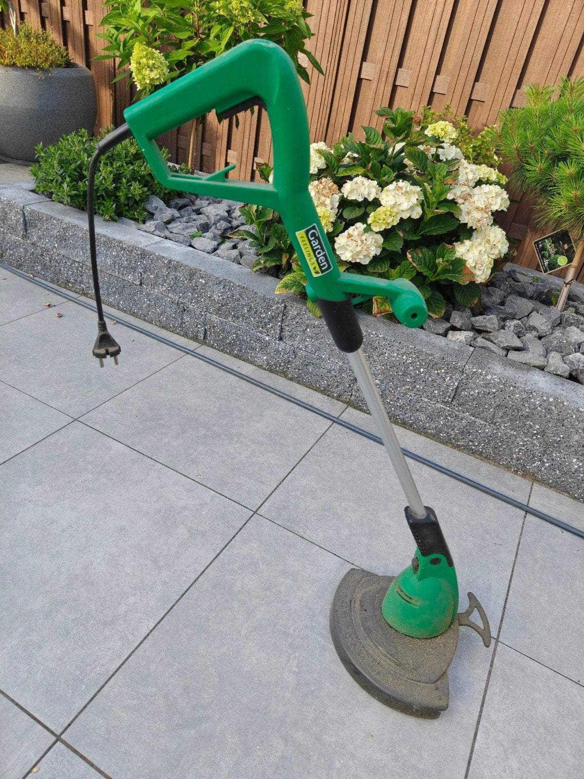 Graskant trimmer aangeboden, Ophalen, Elektrisch