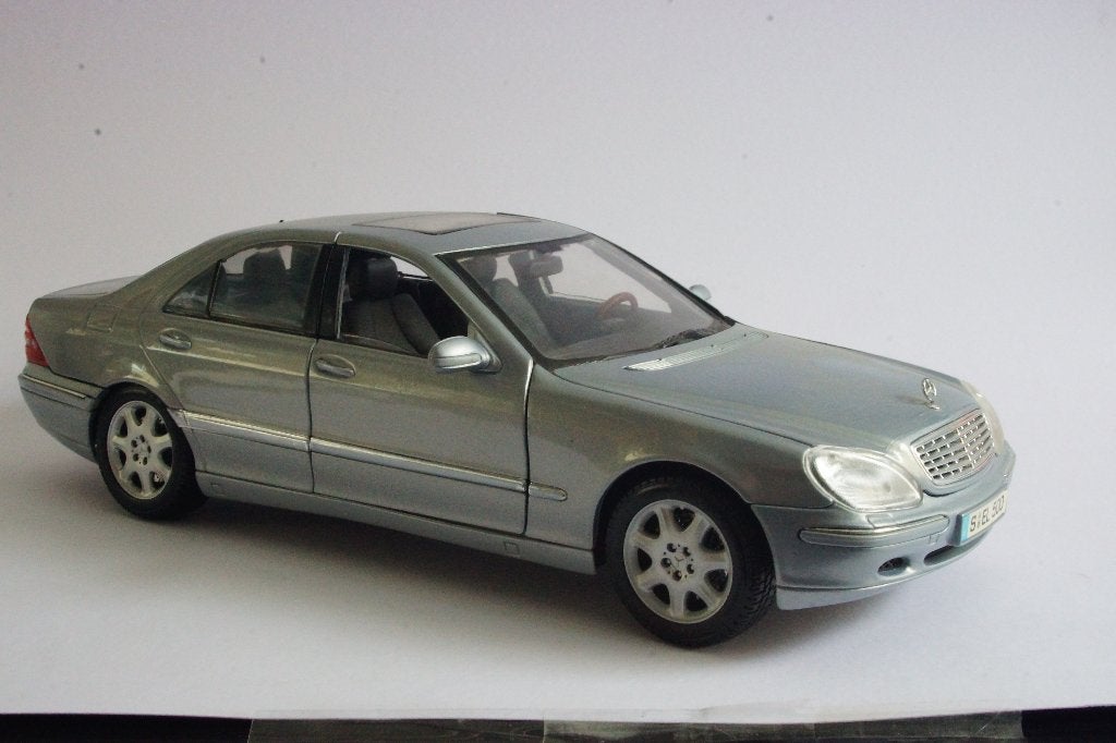 3x Maisto 1:18 Schaalmodel €25/stuk, Ophalen of Verzenden, Zo goed als nieuw, Motor, Maisto