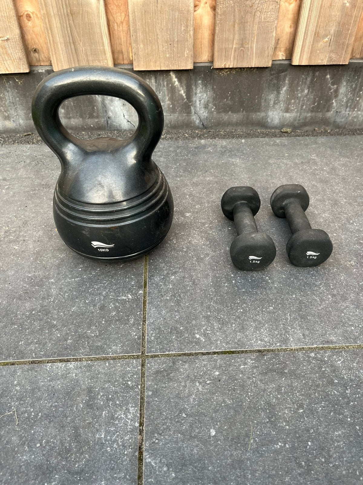 10 kg kettlebell en 2x 1.5 kg dumbbells, Ophalen, Zo goed als nieuw, Kettlebell