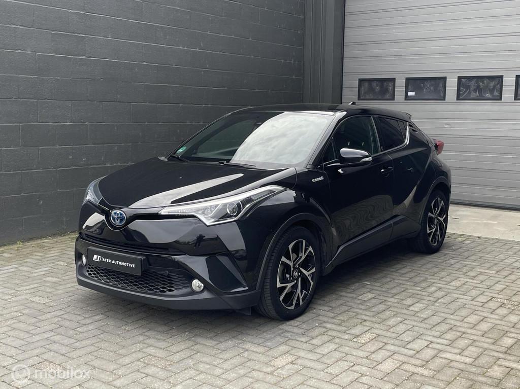 Toyota C-HR 1.8 Hybrid Team D | PDC | Navi | DAB | Dealer OH, Auto's, Toyota, Gebruikt, Lichtsensor, 4 cilinders, Bedrijf
